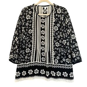 J. Jill Black & White Floral Blouse Sz L Pleated Trim‎ Mix Media 3/4 Sleeve Boho